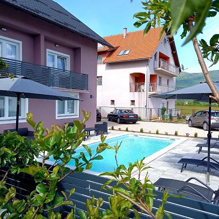 Premier House By Rd Group Hotel Korenica Exterior photo