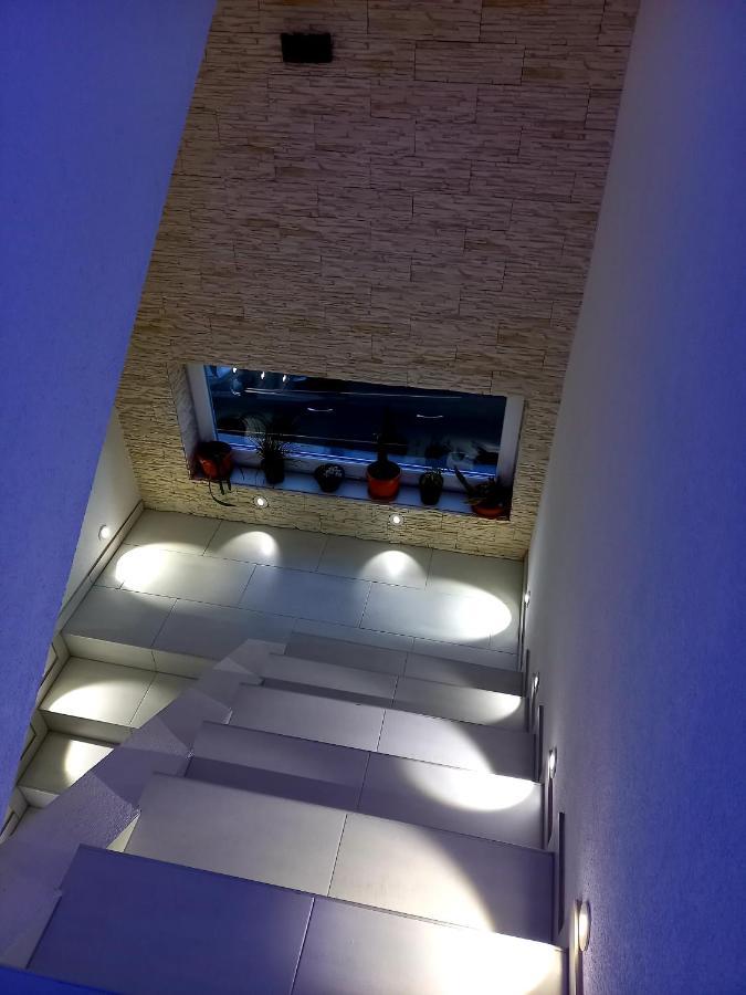 Premier House By Rd Group Hotel Korenica Exterior photo
