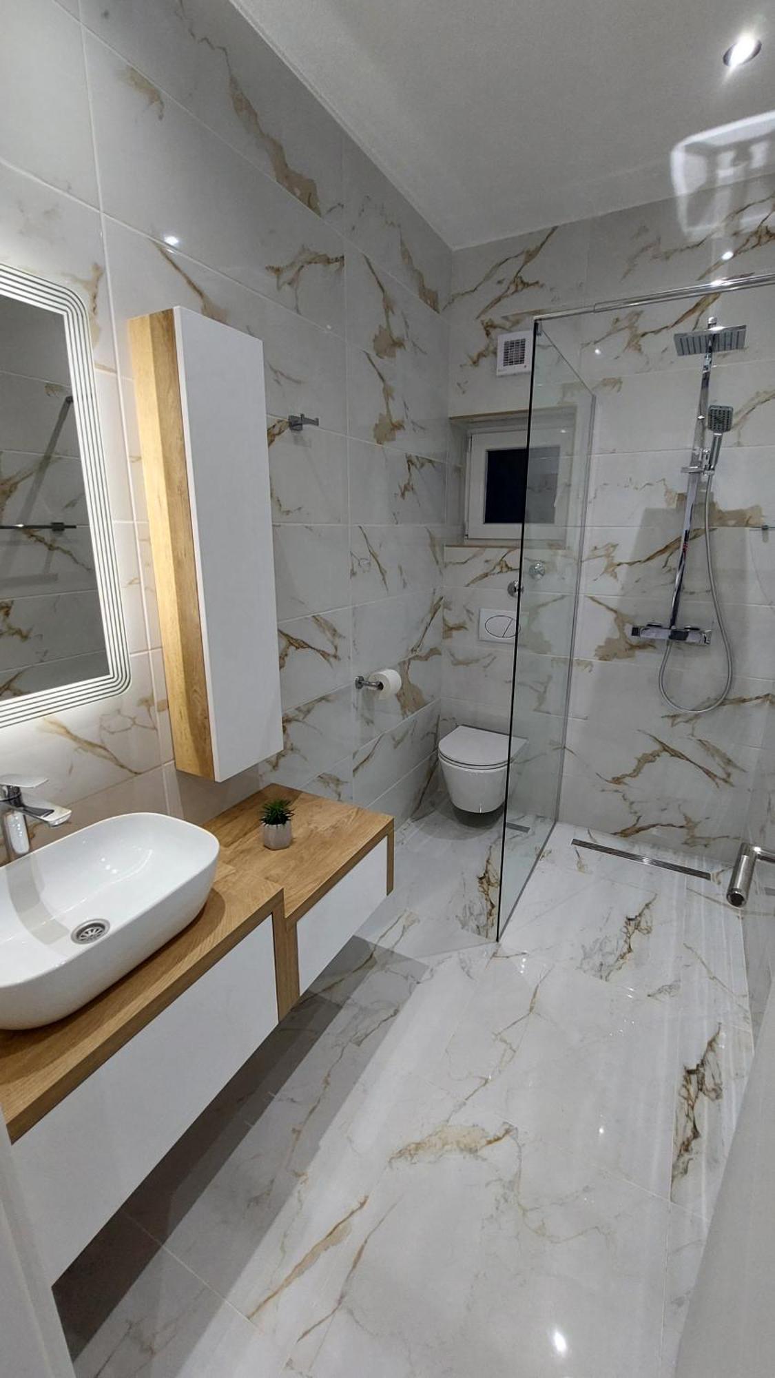 Premier House By Rd Group Hotel Korenica Exterior photo